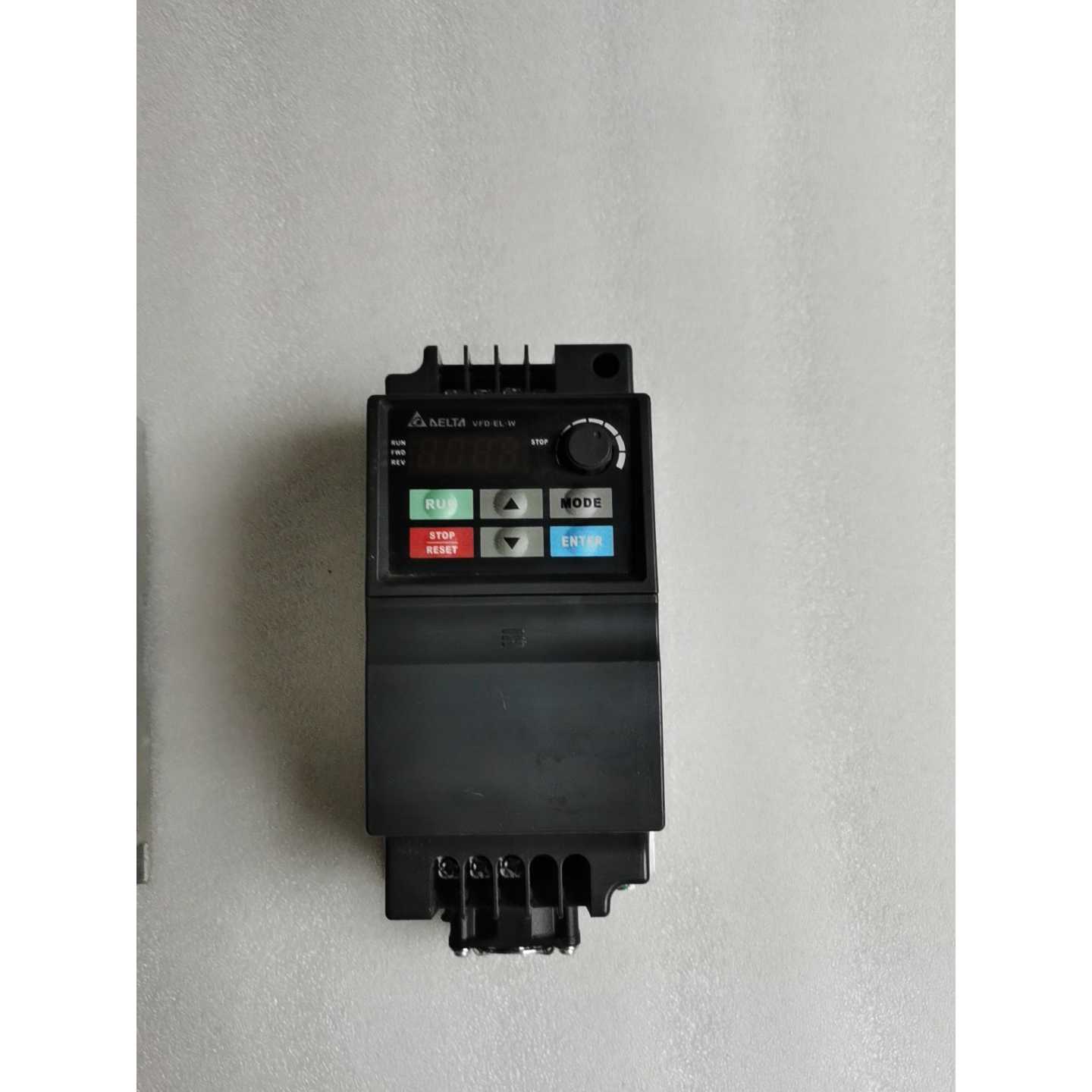台达EL系列变频器VFD015EL43W0.4KW议价