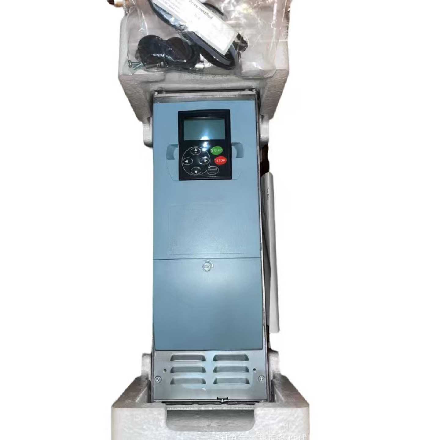 议价可维修科尼变频器起重机行车用D2S003NF1N00闪发全新二手均有