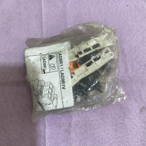 议价施耐德系列按钮开关LAD9R1V辅助触点可编程控制器模块