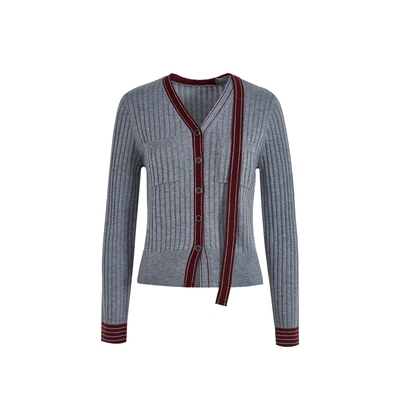 阔色灰色短款镂空v领针织开衫