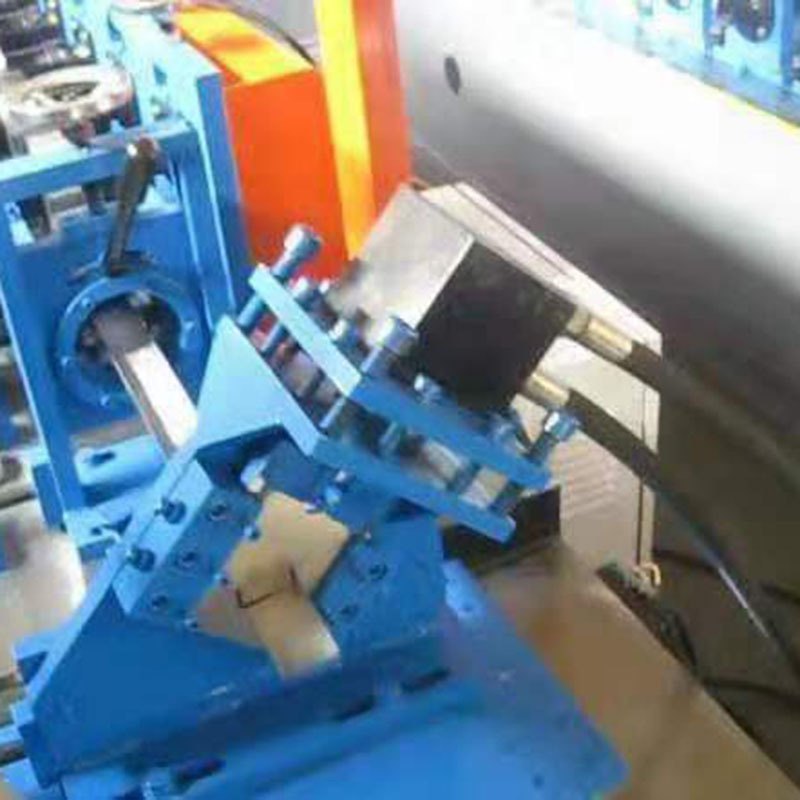 厂家供应竖墙隔墙龙骨机小型轻钢龙骨成型机50-75龙骨加工设备