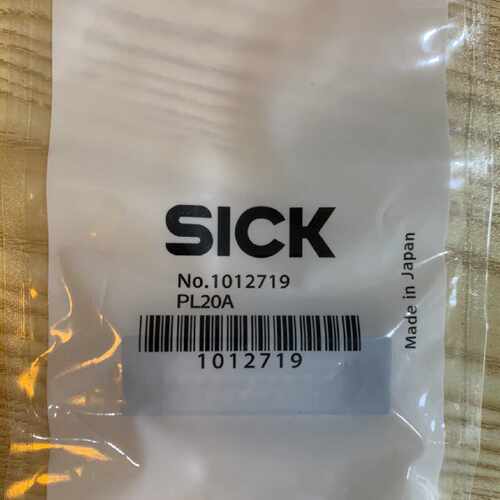 议价德国西克SICK反光板PL20A全新原装正品假一罚十
