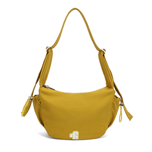 VAOPER喂牌2025新款运动斜挎包男大容量单肩旅行通勤背包饺子包女