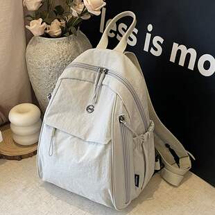 双肩包超轻2025新款高级感小众尼龙帆布上班通勤旅行背包小型轻便