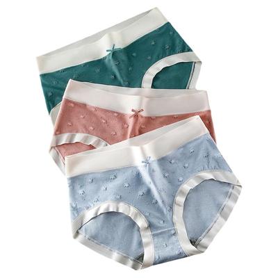 日系中腰简约内裤女纯棉少女抗菌裆提臀短裤学生超薄三角透气头