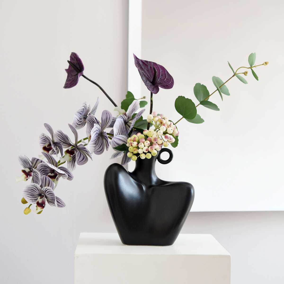 高级感轻奢样板间客厅玄关餐桌陶瓷花瓶仿真花艺组合高档装饰摆件