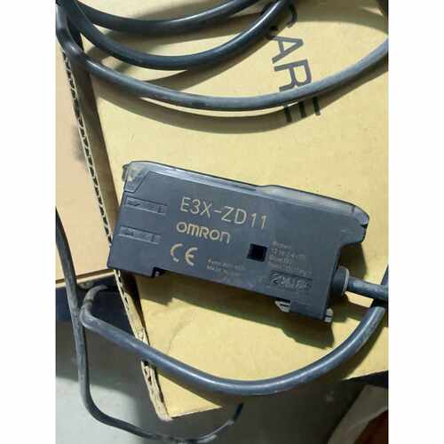 【议价】E3XZD11光纤放大器成色如图功能