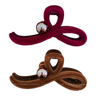 新年红丝绒珠珠抓夹女2025新款高级感大号鲨鱼夹子发夹后脑勺头饰