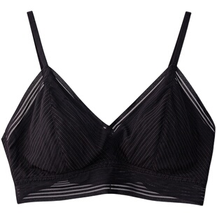 有致真丝内衣女薄款显胸小蕾丝胸罩法式三角杯桑蚕丝无钢圈文胸