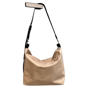 高品质新款法式slouchy大容量尼龙hobo包女骧牛皮托特饺子包通勤