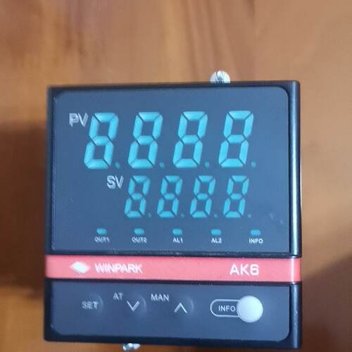 咨询后拍全新常州汇邦温控器！型号Ak6一PKL210一C021R一X