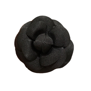 新款高端绒布山茶花帽子挂件小香花深红色花朵饰品加标底加胸针