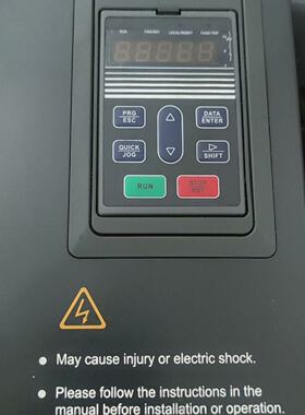 询价-迈凯诺空压机变频器成色好正常功能好三相38OV功22w