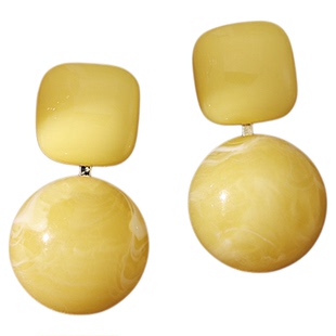 古婷奶油黄色复古几何耳环女2026新款爆款高级感耳钉独特漂亮耳饰