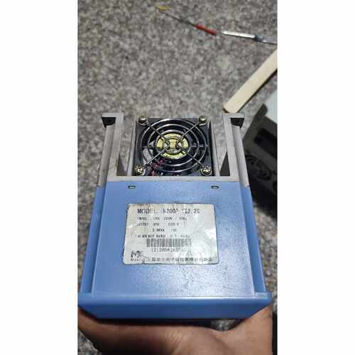 议价米兰变频器M2000VS2.2G220v2.2维修