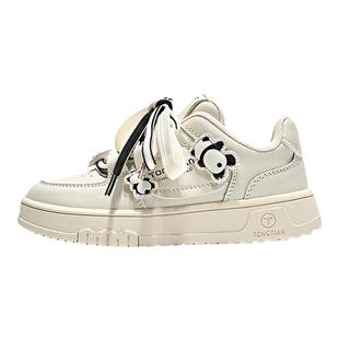 童天女童鞋低帮板鞋加绒保暖2025冬季新款小孩子熊猫儿童运动鞋子