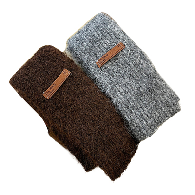 秋冬季复古软糯长条小围巾韩版毛线竖纹针织纯色细窄围脖领巾装饰