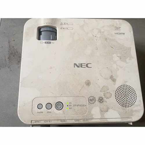 议价NEC投影仪NP-VE282X，成色看图，功能正常使用，没