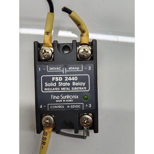 议价韩国华仁FineSuntronix固态继电器FSD244维修