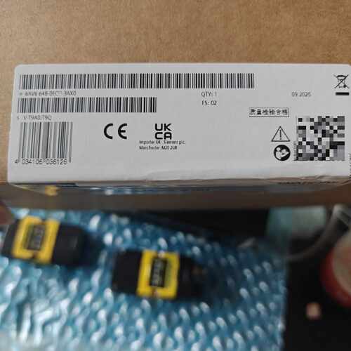 议价触摸屏6AV66480EC113AX0全新原维修