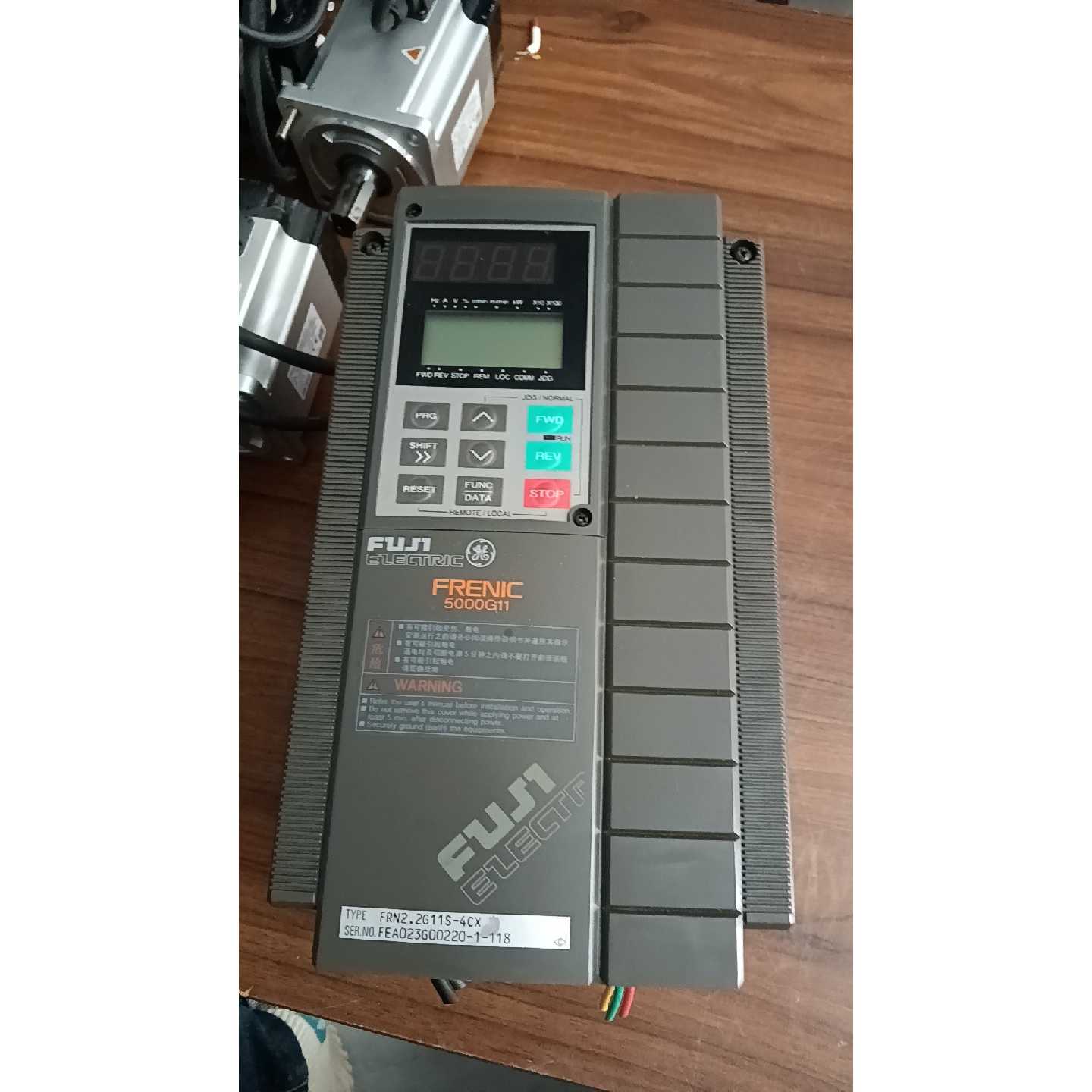 议价-2.2千瓦变频器型号FRN2.2G11S-4CX一台