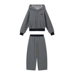 布丁哈鲁春装女童童装套装2026春季新款儿童韩系休闲条纹两件套