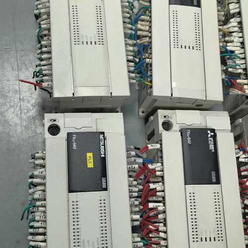议价三菱PLC FX3U-64MR/ES-A，工程拆机件，成色漂