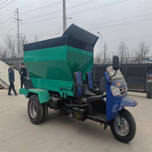 五征三轮自走式粪便抛粪车可用拖拉机牵引3-10方有机肥运粪抛粪车