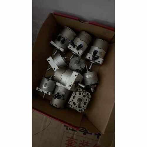 议价可维修SMCCRBU2WU4090D旋转气缸日本原装拆机件