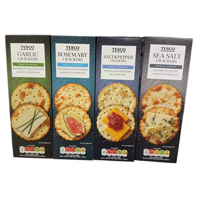 现货英国Tesco迷迭香海盐苏打饼干Sea Salt Crackers薄脆饼干曲奇
