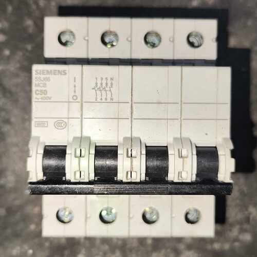 下单前咨询西门子SIEMENS小型断路器5SJ66 MCB D20，4