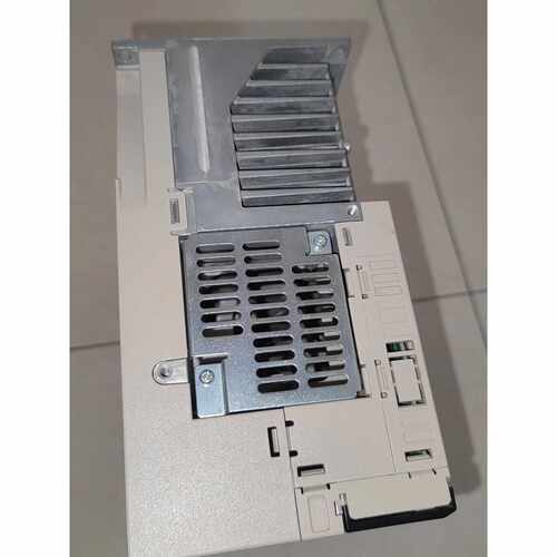 非标价SGD7S330A00B202伺服控制器成色非常的新成议价