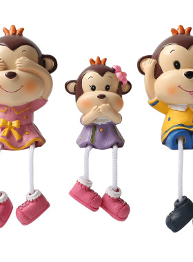 客厅电视柜房间装饰品吊脚娃娃