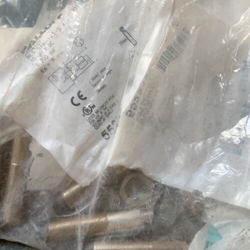 巴鲁夫接近开关传感器     全新