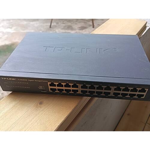 TP-LINK TL-SG2024D 24口全千兆云管理交换
