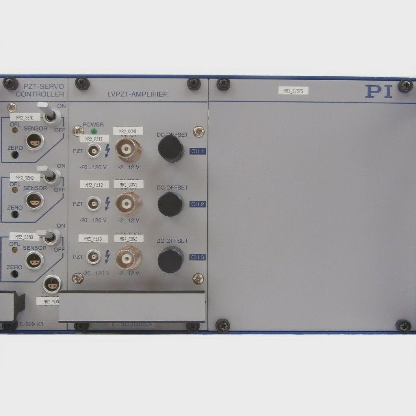 PI Physik Instrumente E-501.00X 2 通道模块化压电控制器机架工 - 实物图