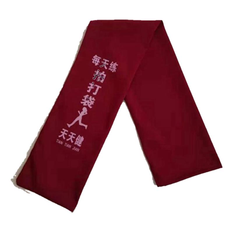 拍打健身袋疏通后背经络按摩养生