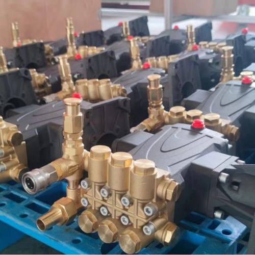 高压洗车泵洗装甲履带自吸泵匹配汽柴油机泵马路环卫车洗车机泵头