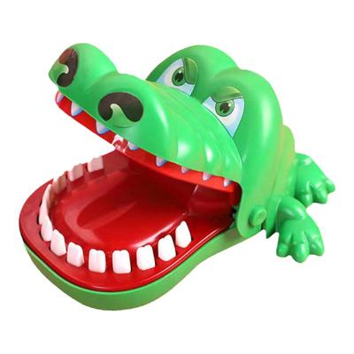 儿童整蛊咬手鳄鱼亲子互动益智训练思维桌面超大号咬手史迪仔玩具