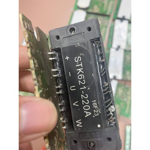 STK621-220A 模块