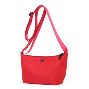 小众斜挎包女2024新款潮男包包单肩包饺子包运动尼龙包百搭帆布包