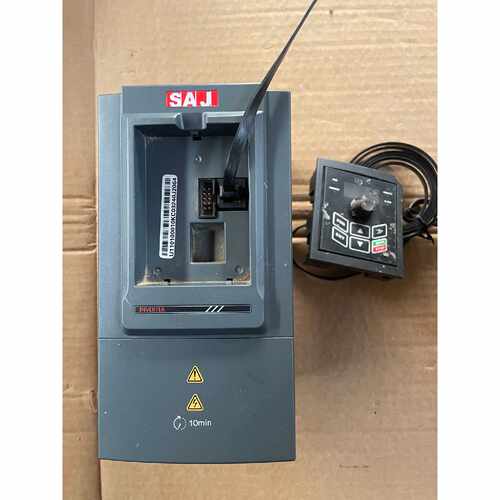 询价三晶变频器380V4KW/5.5KW，型号:VM1000B-