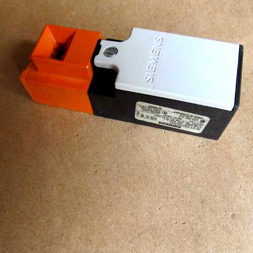 议价3SE3 200-0XX03 正品SIEMENS西门子安全门 插销开关3SE3200-0