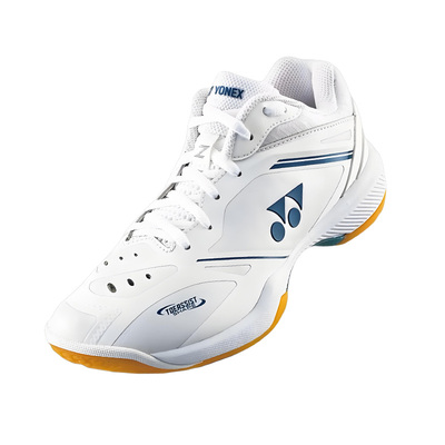 尤尼克斯全新升级羽毛球鞋65Z4