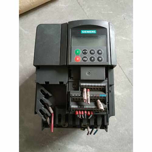 询价变频器6SE6440-2UC21-5BA1，220V，