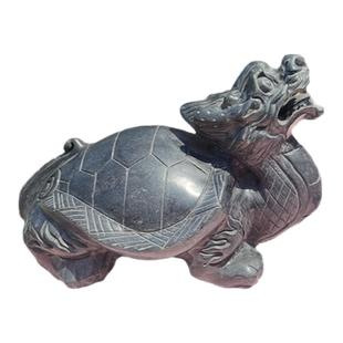 青石龙龟摆件青石赑屃霸下家用办公室石雕八卦龙龟吐水茶宠小石龟