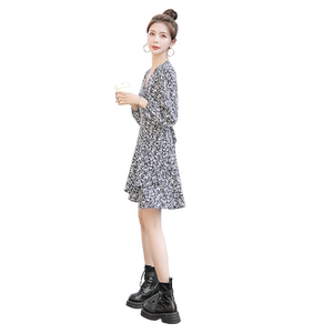 丝柏舍碎花连衣裙2024春装新款女时尚优雅淑女显瘦长袖短款裙子
