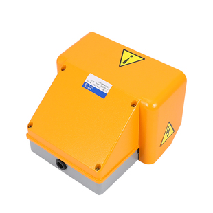 双踩脚踏开关 折弯机脚踏板剪板机双踏板配件脚踩开关带防护罩