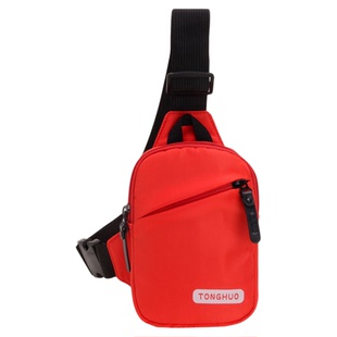 儿童外出小斜挎包时尚2025新款男童胸包潮酷洋气轻便旅游小背包潮