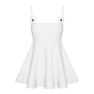 Kroche  浪漫珍珠 串珠花朵 珍珠花朵吊带针织上衣